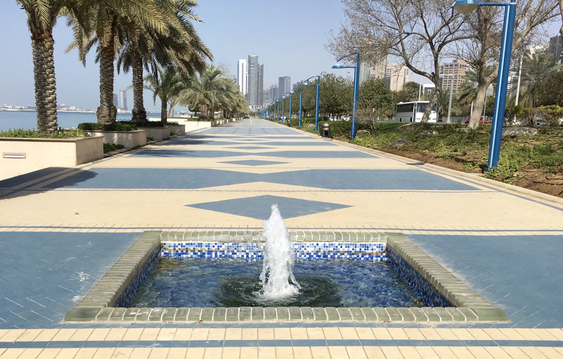 (II) Abu Dhabi Und Dubai – Herausforderungen Für Rentner